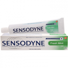 Lô 2 Kem đánh răng Sensodyne bạc hà 100g chính hãng