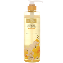 Sữa tắm Cindy Bloom Romantic Muse 640g chính hãng