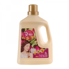 Nước xả vải Good Care hương ngàn hoa 3 lít chính hãng