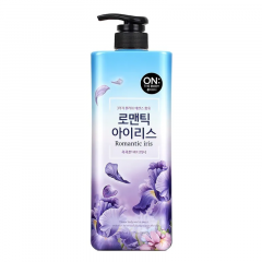 Sữa tắm On The Body hoa diên vĩ chai 900g chính hãng