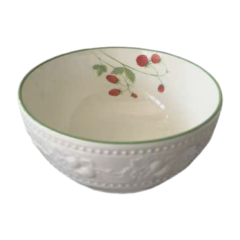 Chén cơm sứ hoa in dâu tây 11.5cm chính hãng